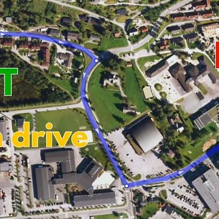 House - New Management Hotell 4*