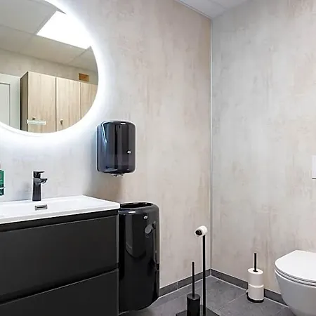 House 4*