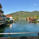 House Hotel 4*