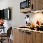 House Hotel 4*