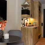 House 4*