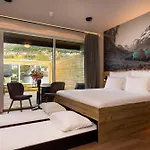 Hotel House